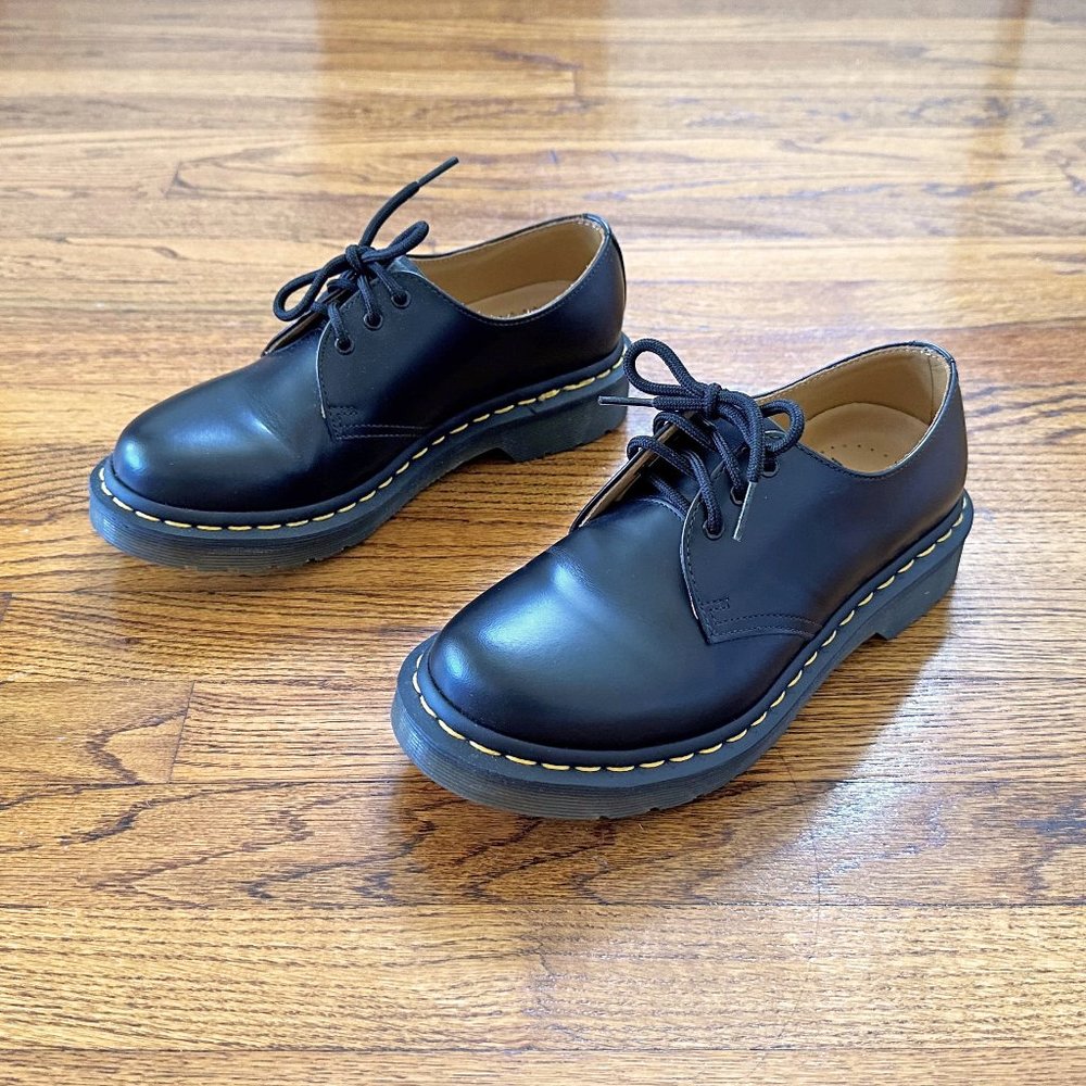 Dr. Martens 1461 W smooth leather oxford shoes, sz 4 UK/ 6 US